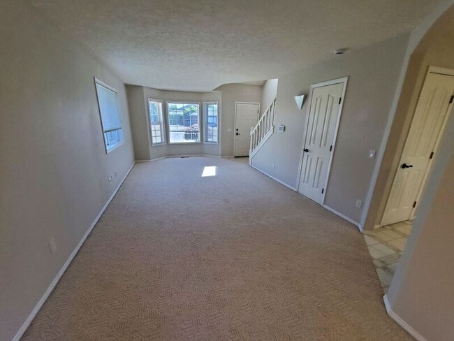 Photo - 1049 Yorkshire Ct SE
