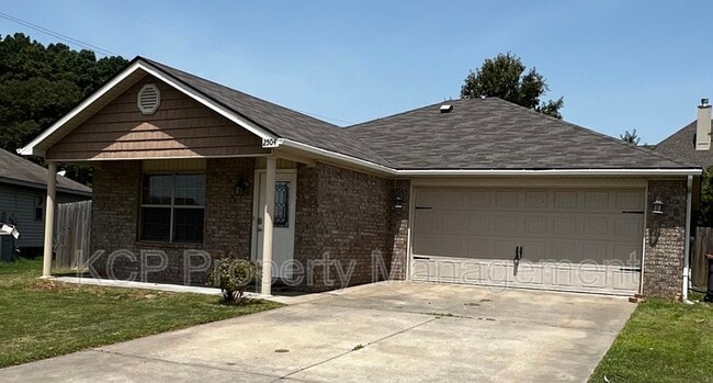 Photo - 2504 Ridgeway Ln House