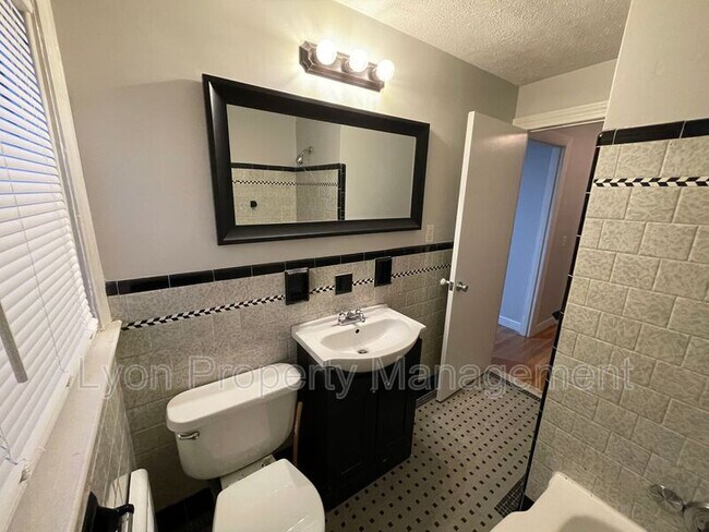 Photo - 151 Highland Ave Unit 1