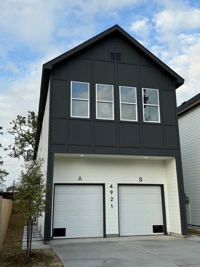 4921 Pederson Street, Unit A