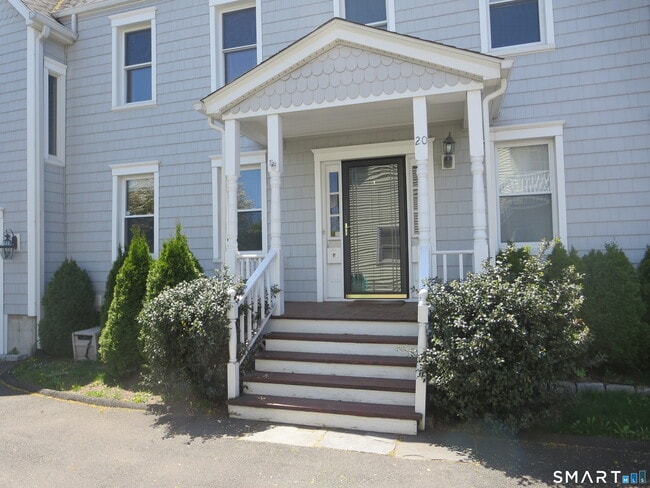 Photo - 20 Division St Unit B
