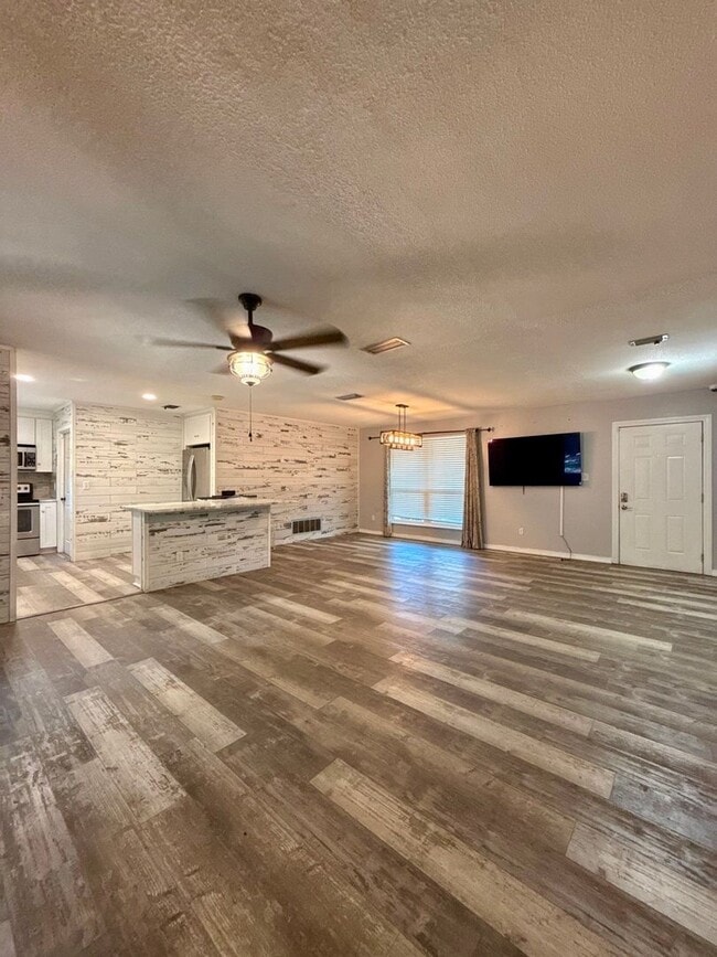 Photo - Mandarin Beautiful Corner Property!