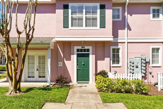 Photo - Charming and Spacious 4-Bedroom, 3-Bathroo...