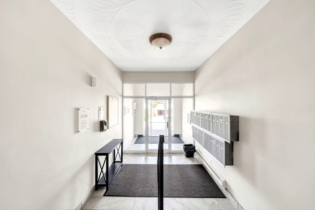 Photo - Bayfield Manor Apartments