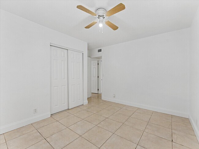 Photo - 241 SE 9th Ave Unit 104