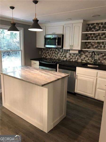 Photo - 245 Hilton Way