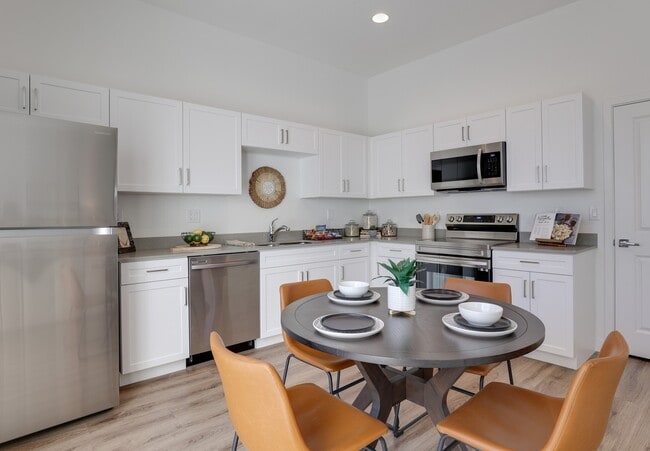 Building Photo - Hampton Edison Rental