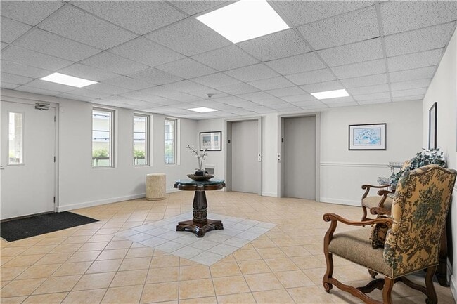1204 Capella S
