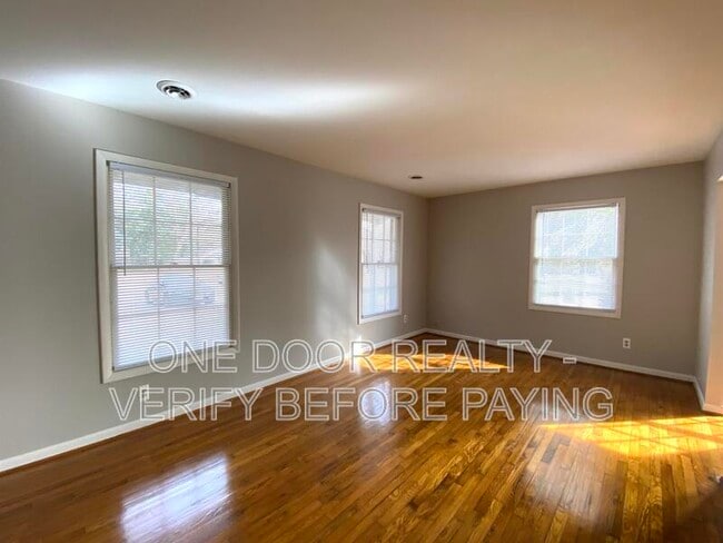 115 King Henry Way