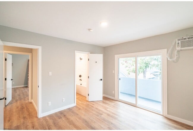 Photo - 4511-4517 Prospect Ave