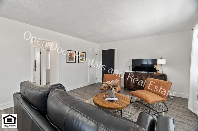 Photo - 1823 Griswold Dr Unit S11