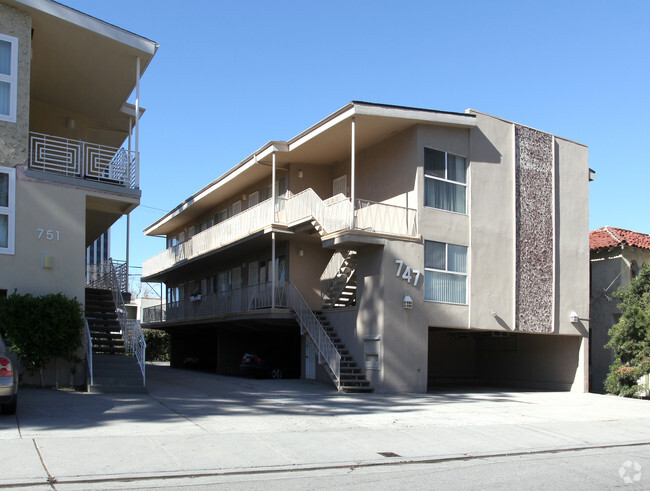 Building Photo - 747 S Curson Ave Rental