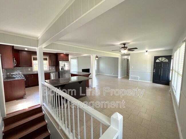 17120 Green Hill Rd