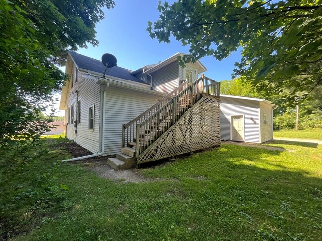 Building Photo - 4621 E Snow Rd Unit 4621 E Snow Rd. Upper