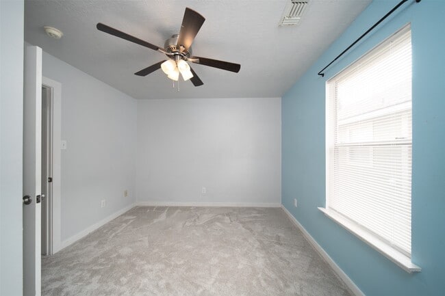 Photo - 11914 Rolling Stream Dr