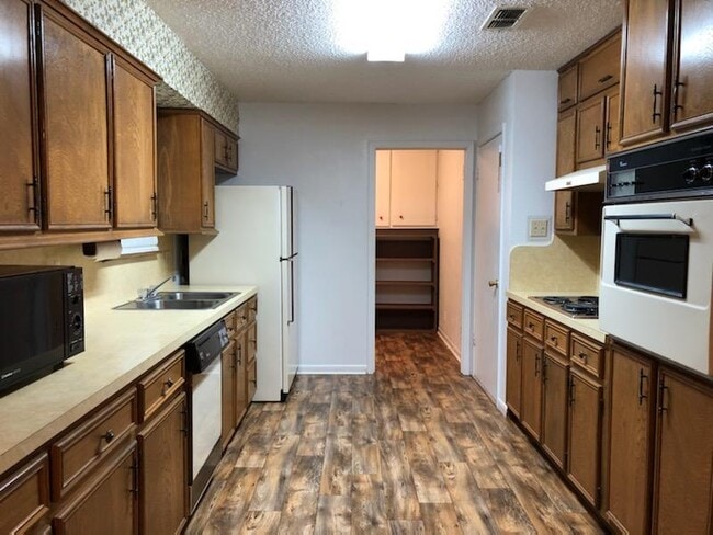 Photo - 309 Woodhaven Dr