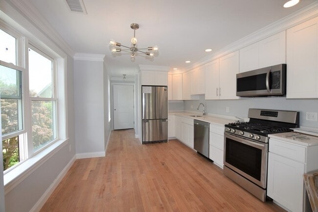 Photo - 147 Spruce St Unit 147-1