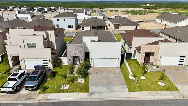 Photo - 1421 Eagles Ln