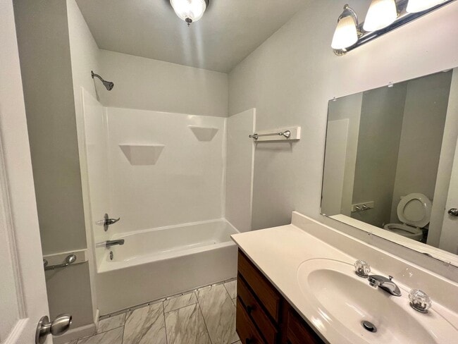 Photo - 102 Dunn Cir