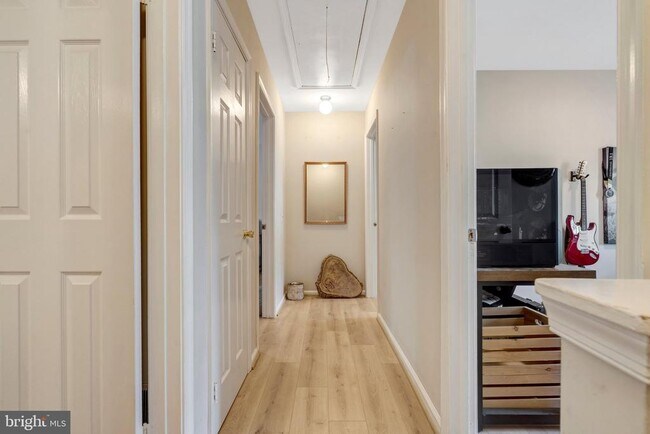 Photo - 14831 Basingstoke Loop