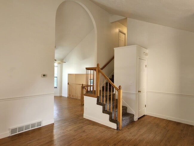 Photo - 4 Bd  2.5 Bath Home in West Jordan