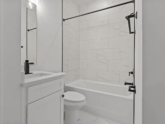 Photo - 1141 Edgerton Ave