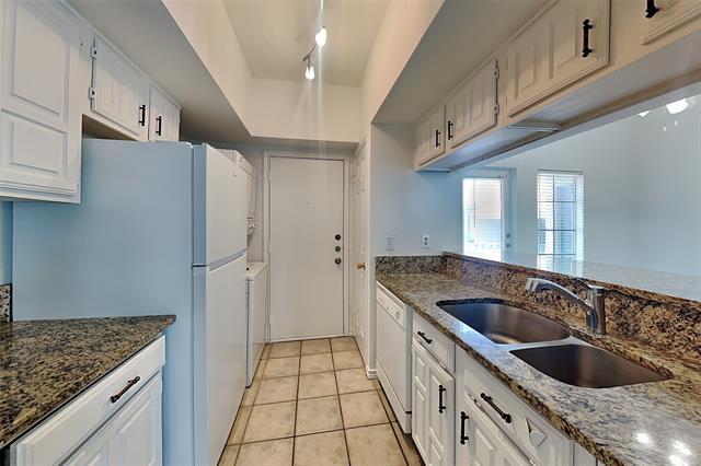Building Photo - 3105 San Jacinto St