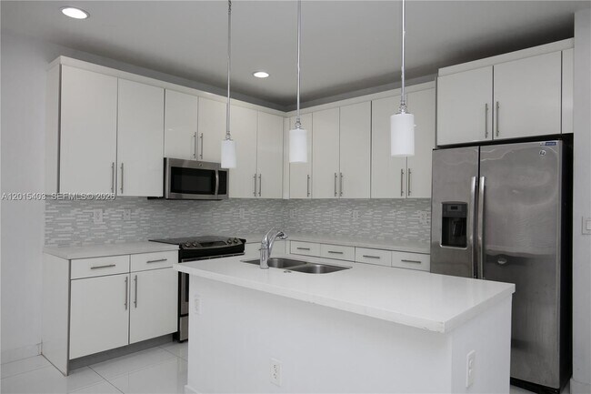Photo - 2610 NE 213th St Unidad 103