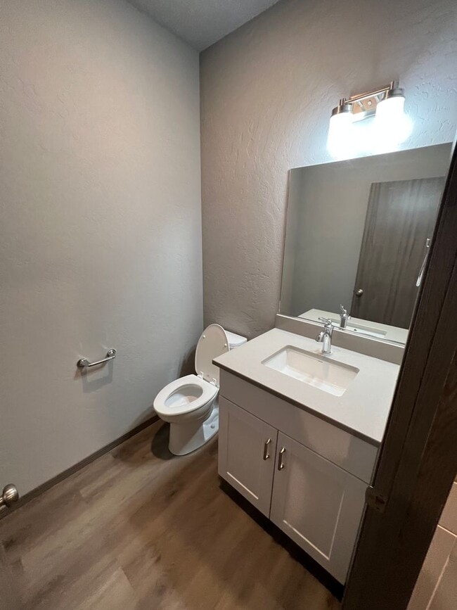 Photo - 1306/1308 E Farwell Unidad 1306 E Farwell