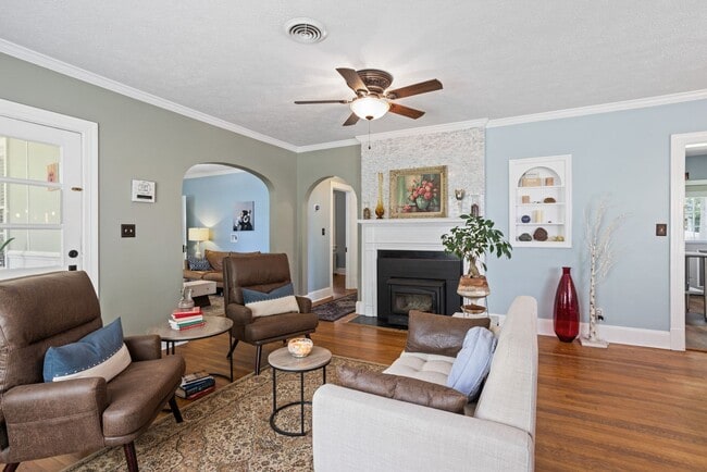208 Marvin Ave