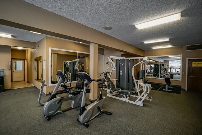 Photo - 62927 US-40
