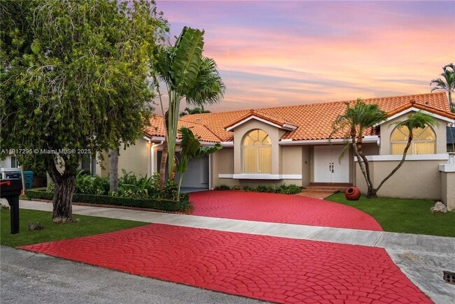 Building Photo - 10815 SW 145th Pl