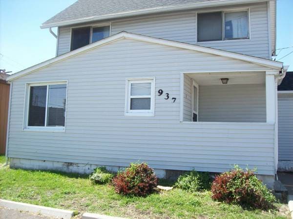Building Photo - 937 N Pontiac Trl Unit #3 Rental
