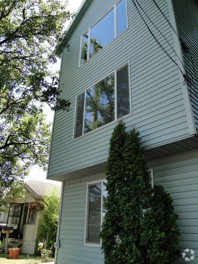 Building Photo - 6205 SE 92nd Ave Unit A Rental