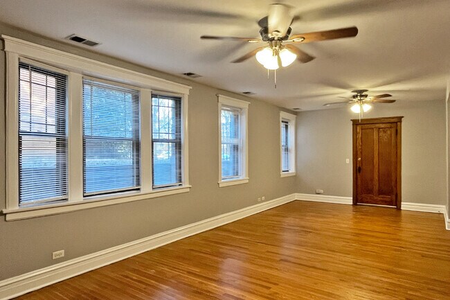 416G - 408-416 N. Taylor Ave.