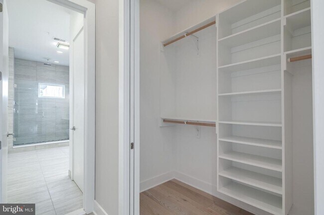 Photo - 619 N 4th St