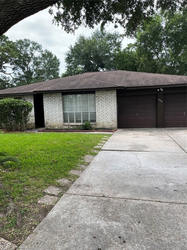 Building Photo - 4514 Fitzwater Dr Rental