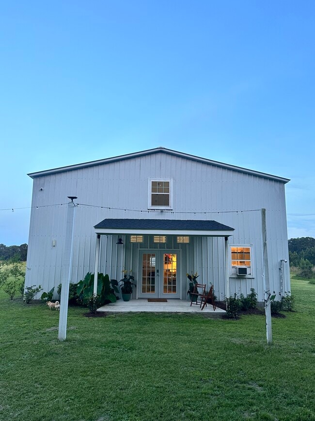 Building Photo - 4667 Chisolm Rd