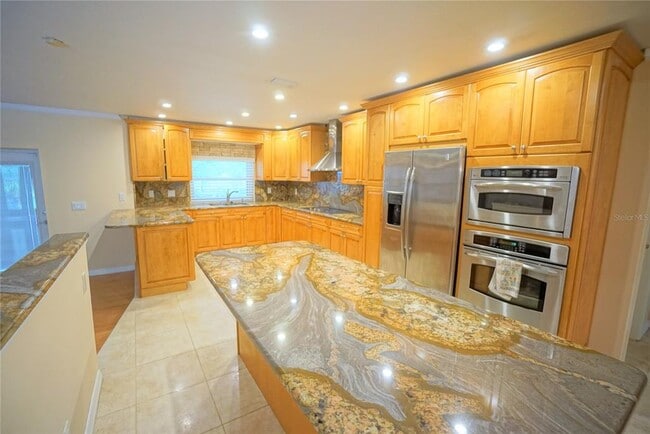 Photo - 15903 Dover Cliffe Dr