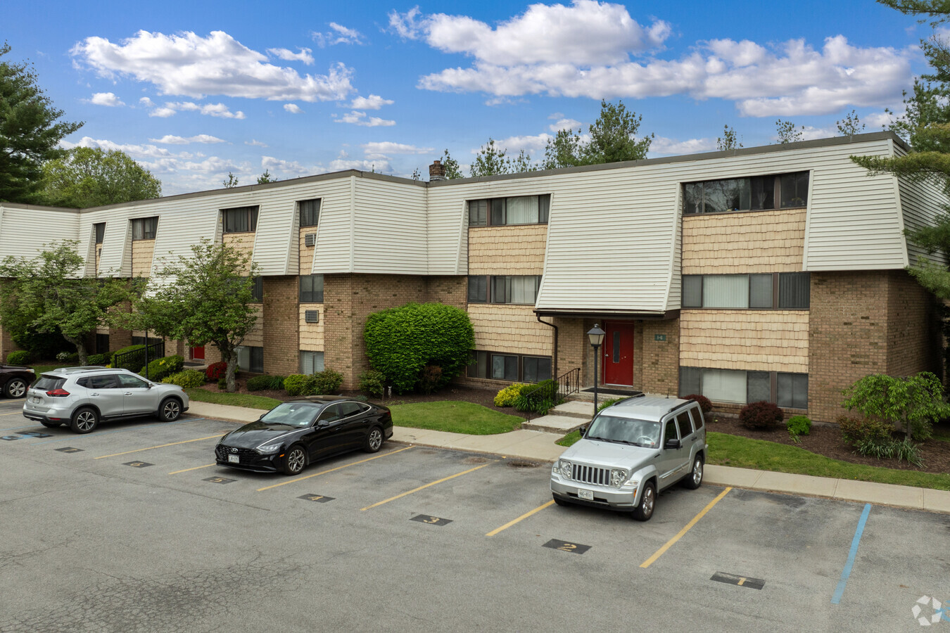 Greenbrier - Greenbrier Apartments
