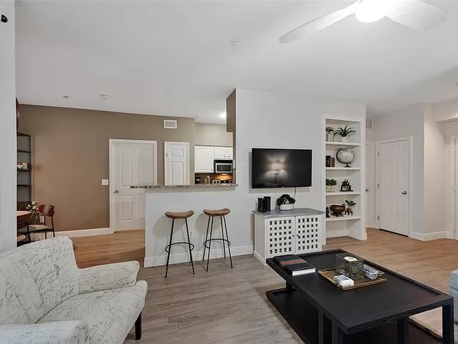 Photo - 1810 E Palm Ave Unit #475