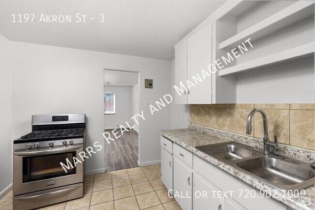 Building Photo - 1197 Akron St Unit 3 Rental