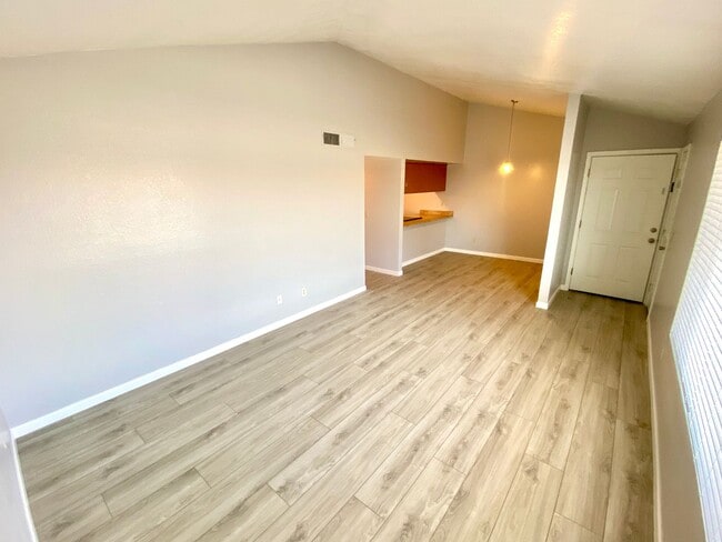 Photo - Spacious Two Bedroom Two Bath Condo in Tempe