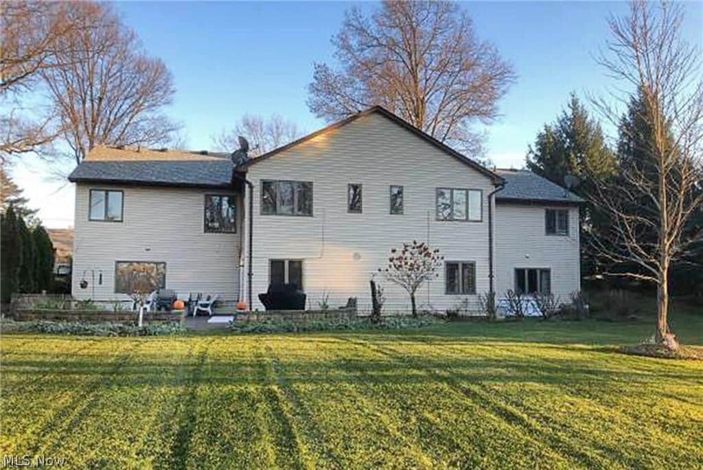 Photo - 28310 Center Ridge Rd