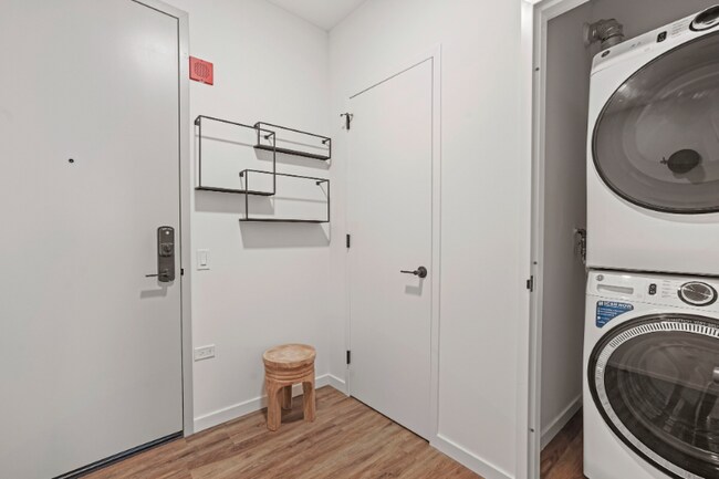 Photo - 1138 W Randolph St Unit 1304