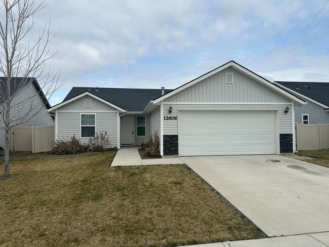 Building Photo - 3bed, 2bath, 1216sq.ft. 2-car garage home in Caldwell (Windsor Creek)