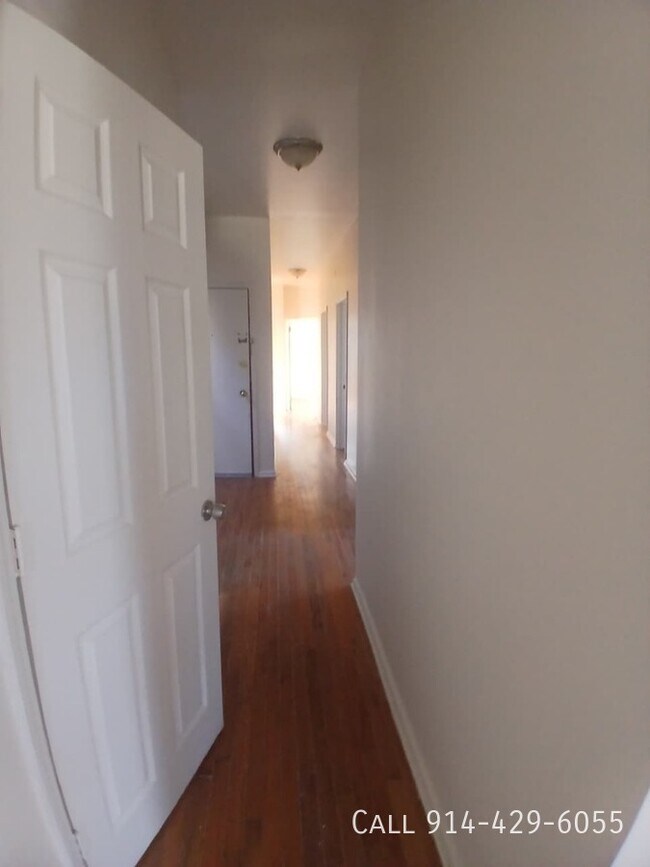 Photo - 288 Hawthorne Ave Unit 1