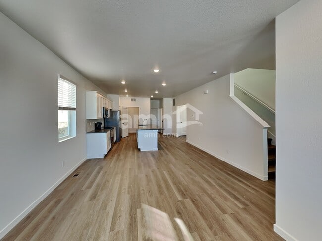 Photo - 23598 E 5th Ave