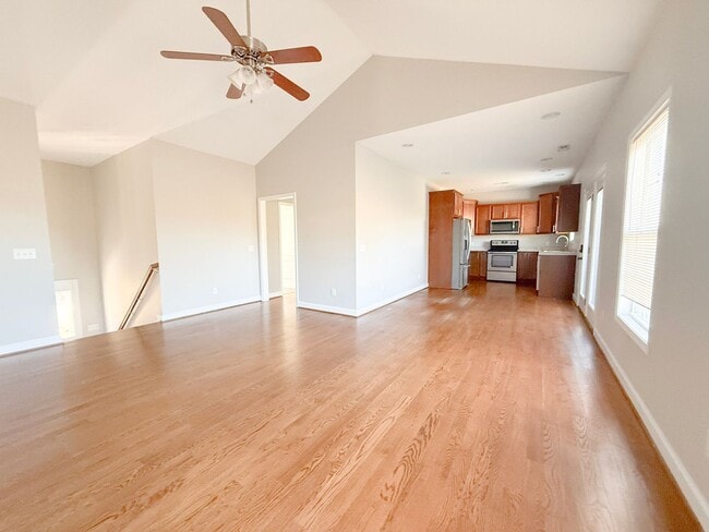 Photo - Spacious 4-Bedroom Home with Large Yard and Dual Garages in Cookeville  Property Description