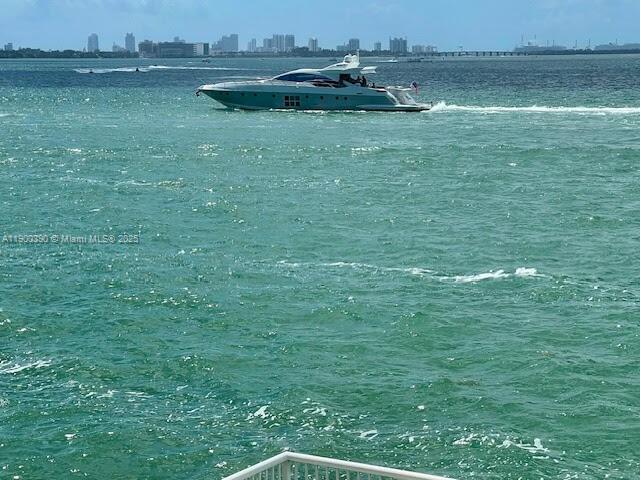 Photo - 2016 Bay Dr Unidad 207